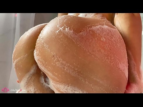 ❤️ Brunette Masturbates Pussy uban sa Vibrator sa Intense Orgasm sa Shower ☑ kualidad nga porn sa amon ❌️❤